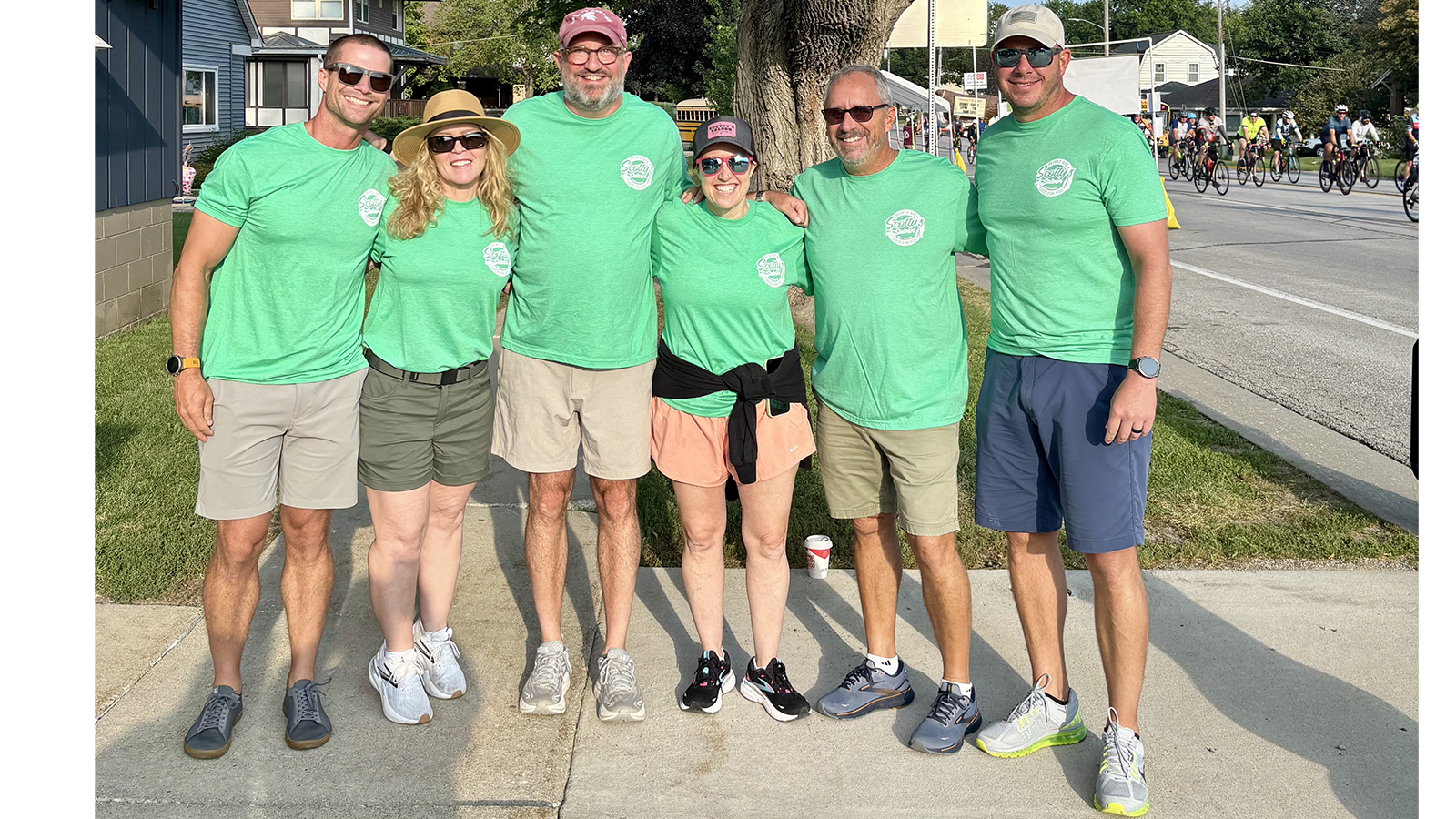 group of nahb staff and members 