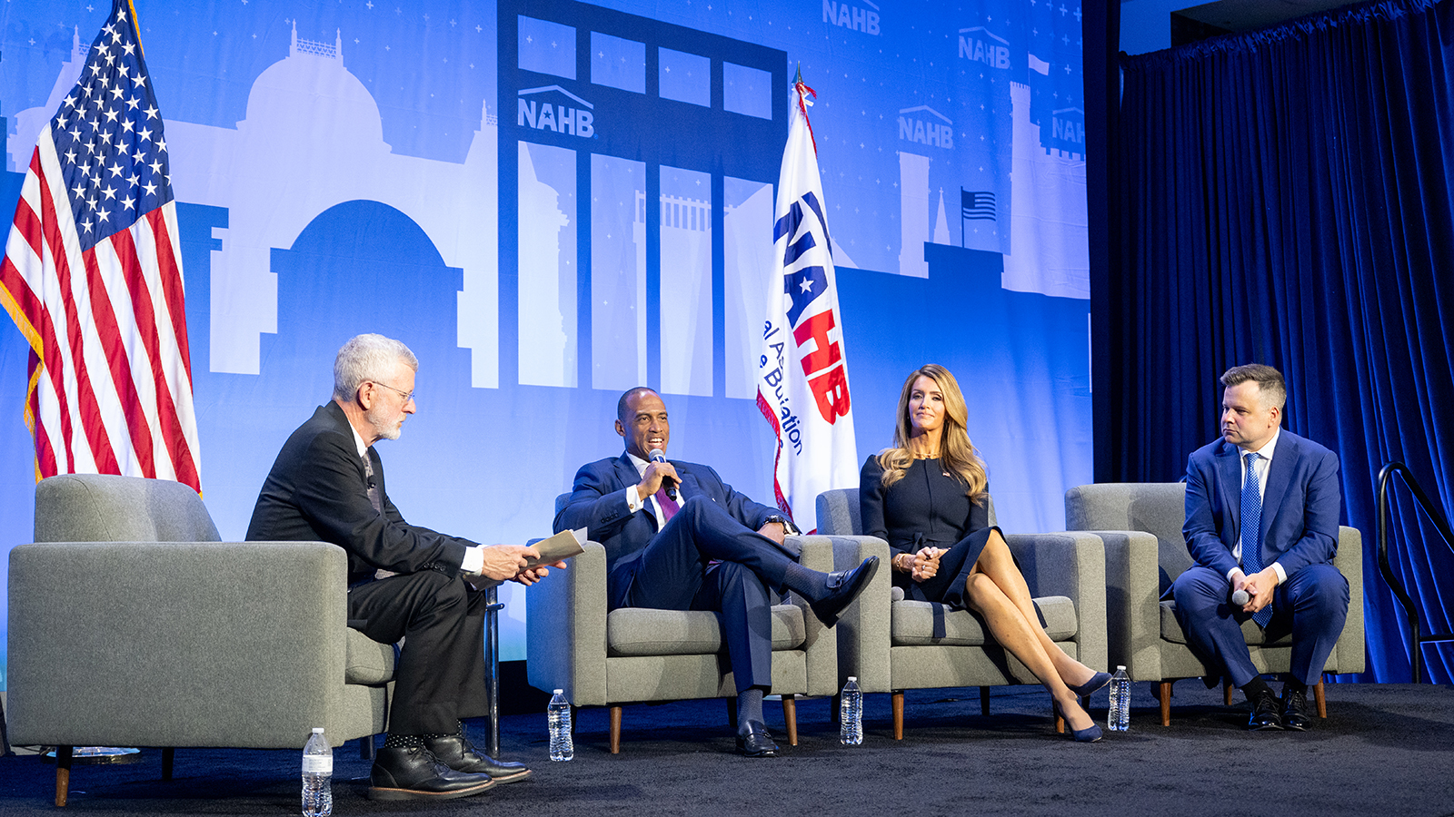 NAHB Chairman with HUD Secretary Scott Turner, SBA Administrator Kelly Loeffler and FHFA Director Bill Pulte at NAHB Spring Leadership Meeting