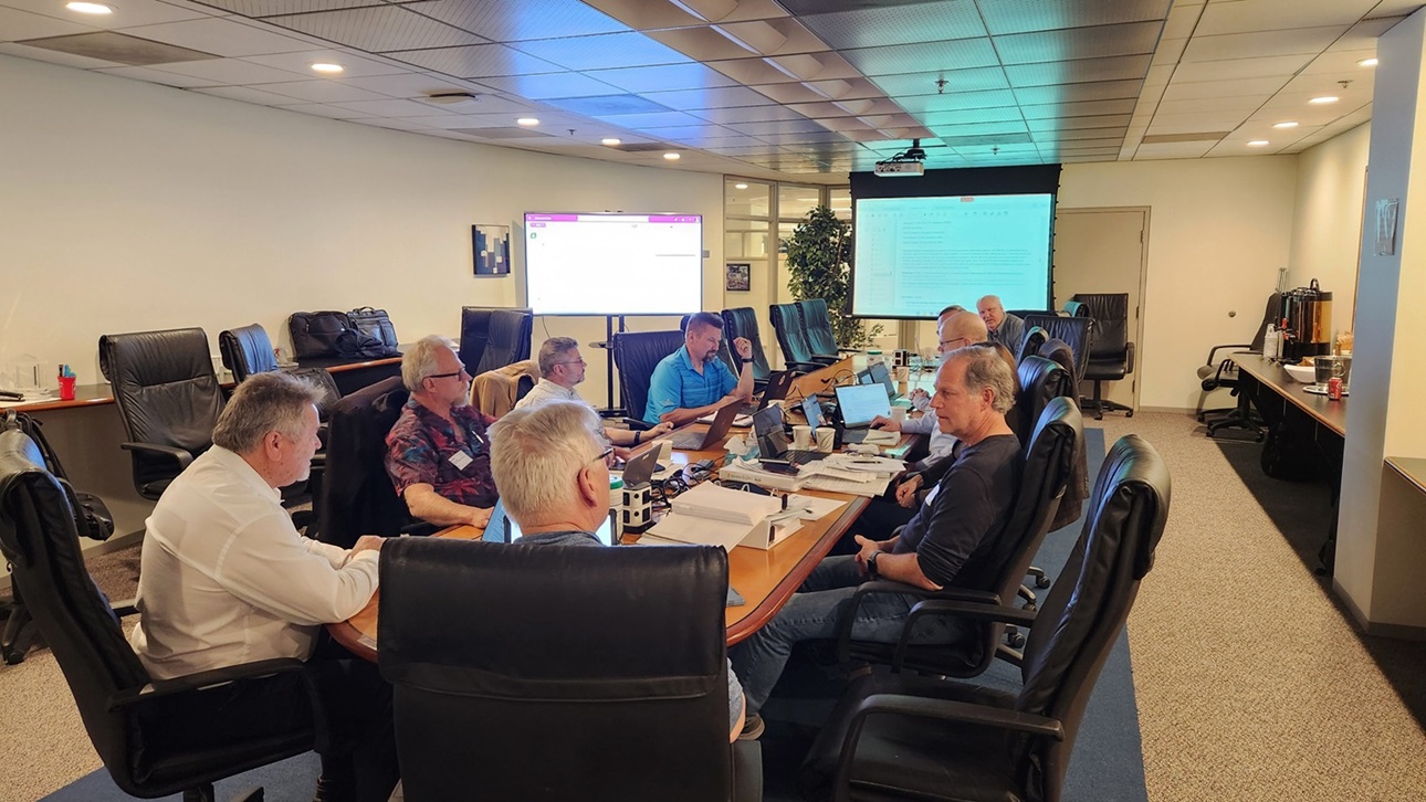 Members of NAHB's code proposal oversight groups meet in DC