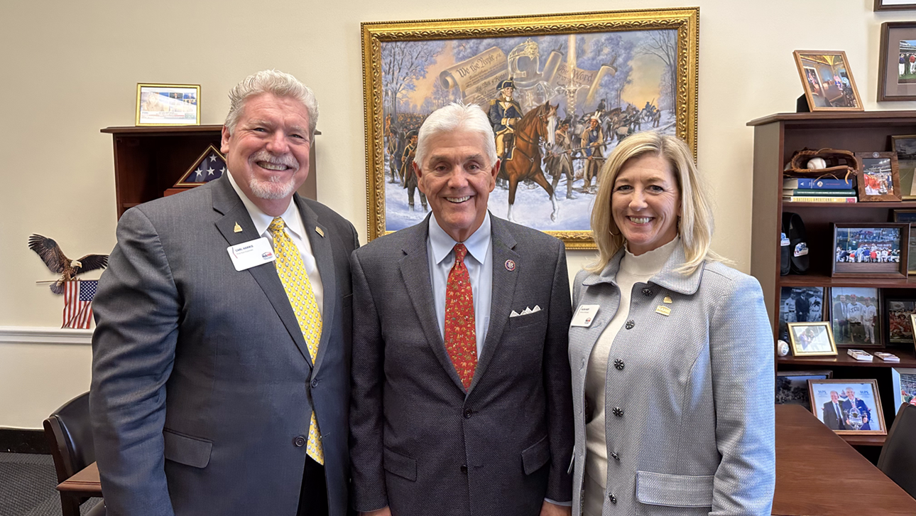 NAHB Chairman Alicia Huey and First Vice Chairman Carl Harris meet with Rep. Roger Williams (R-TX), Chair of the House Small Business Committee