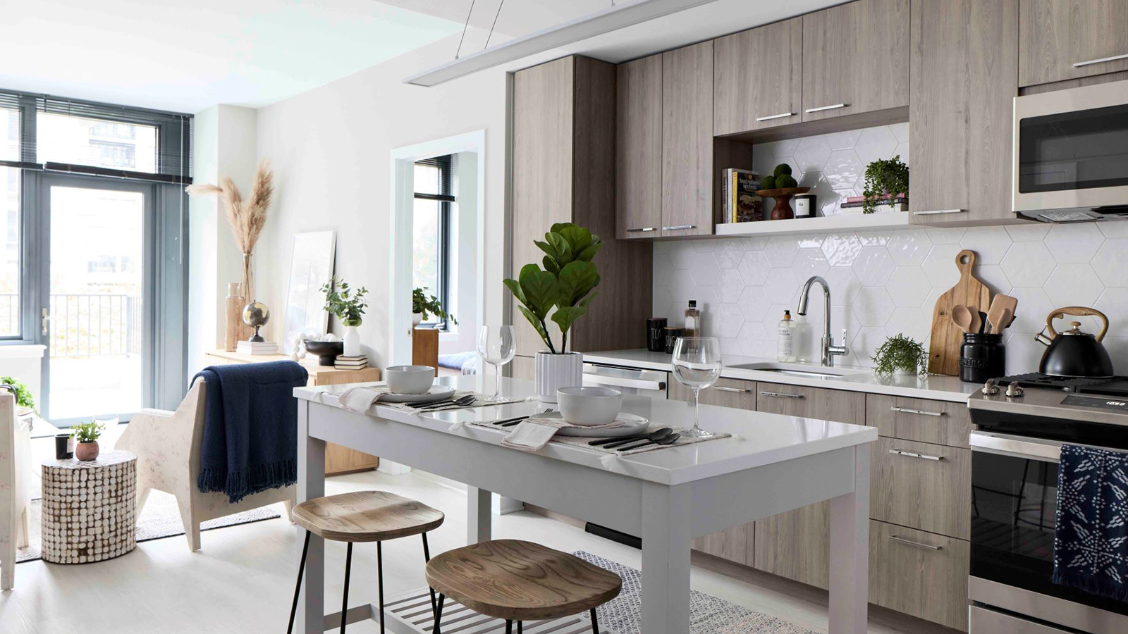 Carlyle Crossing kitchen and living room