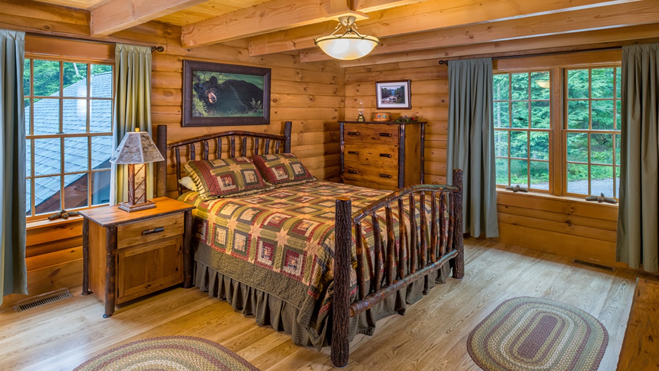 Appalachian Log Elliott Bedroom