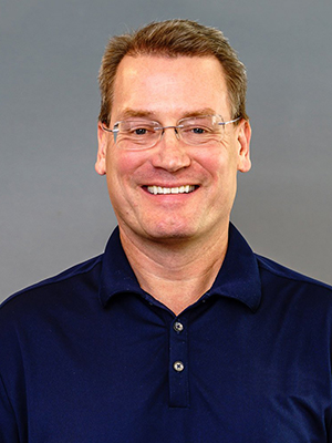 Erik Anderson headshot