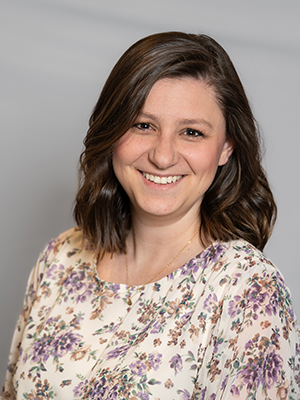 Ruth Ann Miller headshot