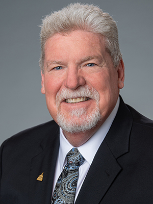 Carl Harris headshot