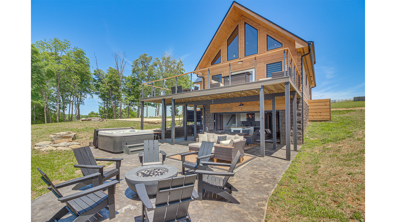 Cabin on Pointe exterior