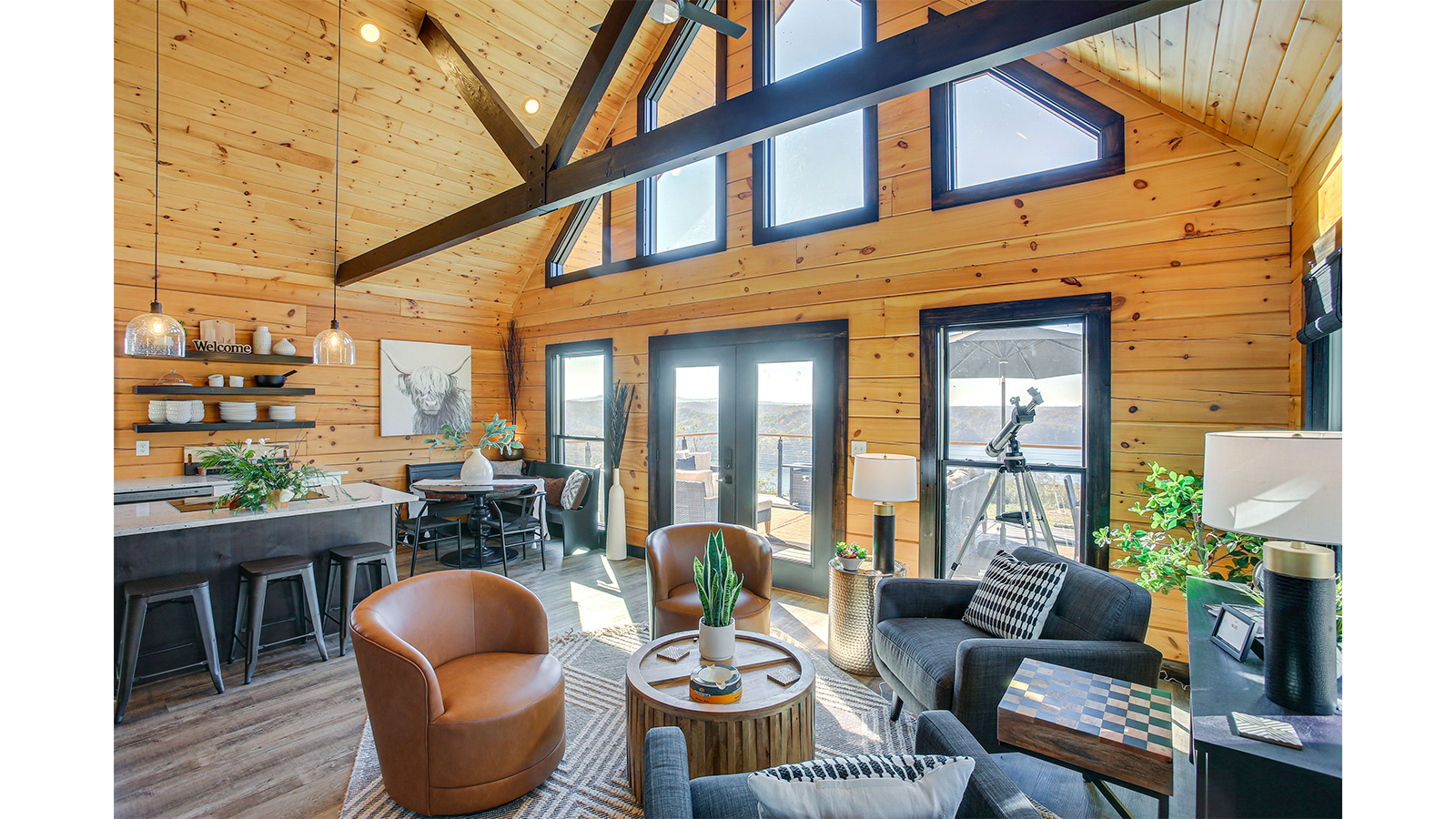 Cabin on Pointe living room