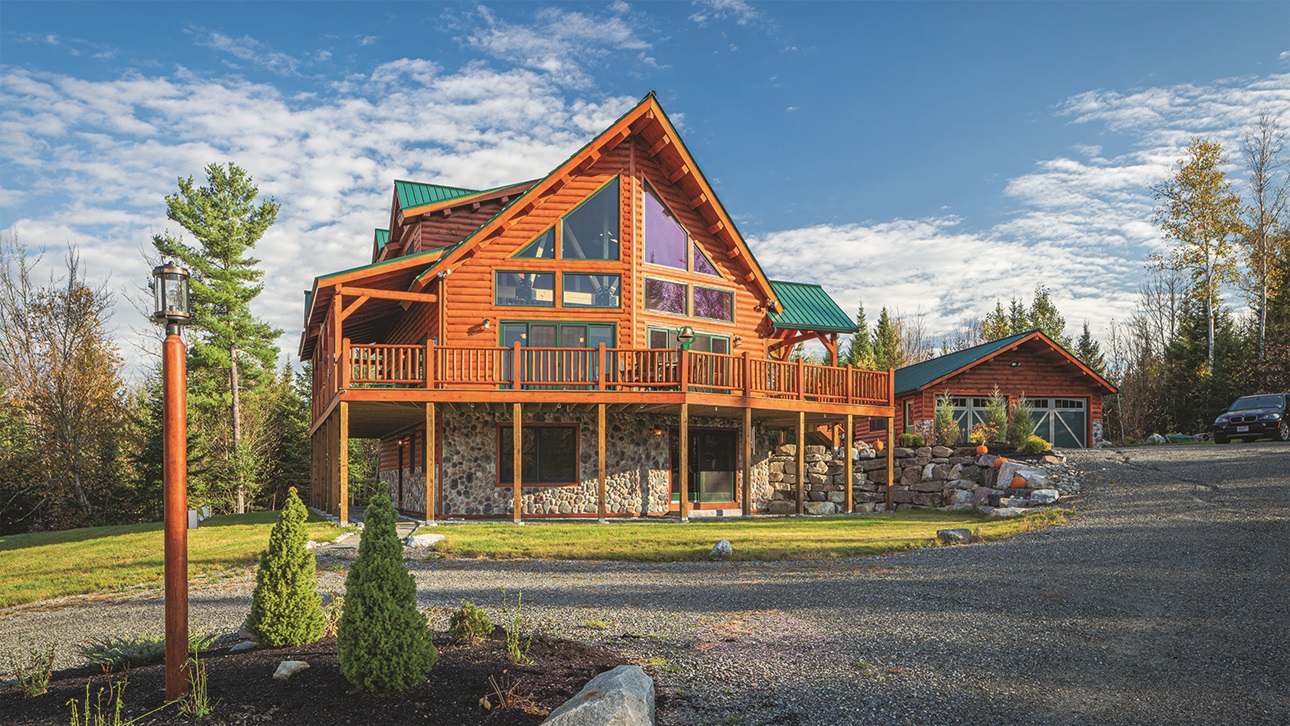 Coventry Log Homes Lancaster Exterior