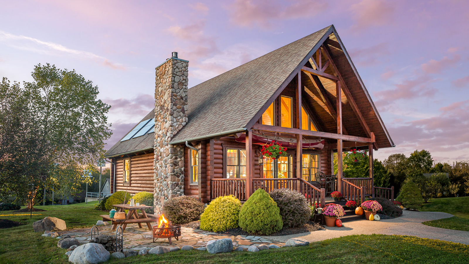 Hochstetler Log Homes