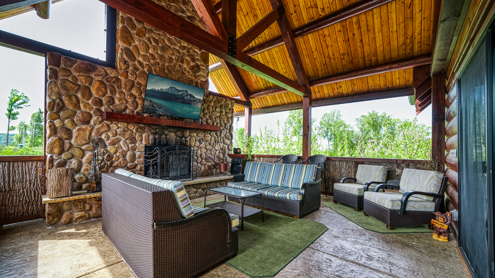 Suiter Home - Honest Abe Log Homes 