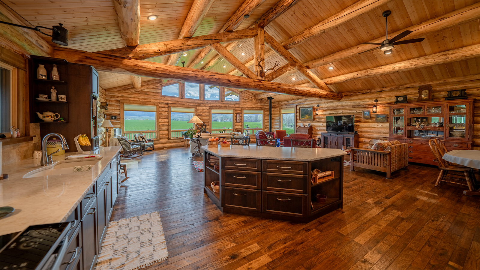 Meadowlark Log Homes