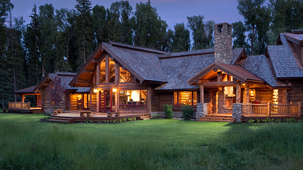 Yellowstone Log Homes