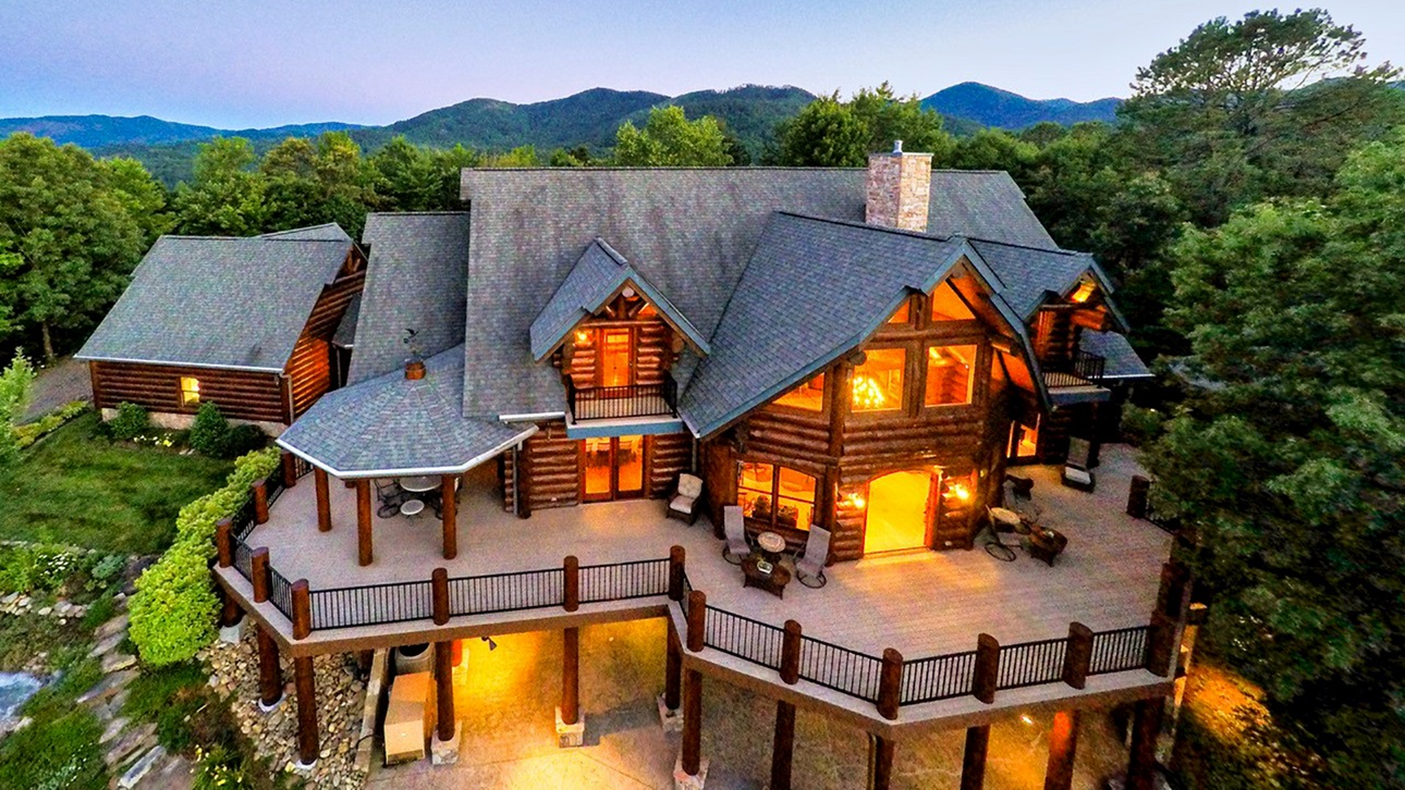 Yellowstone Log Homes